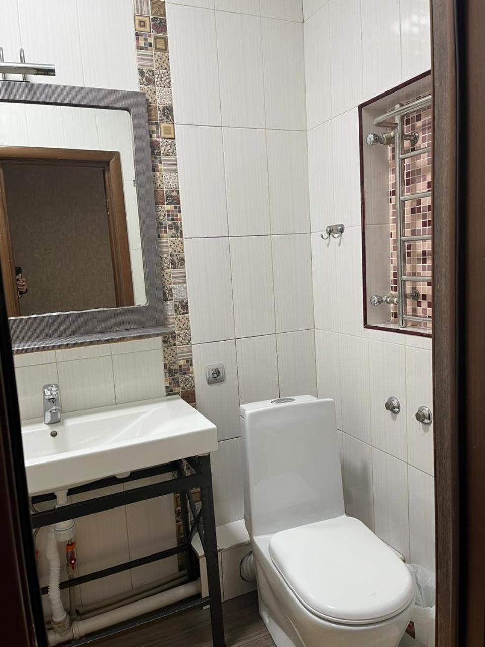 Apartments On Mustafa Ozturk Alma-Ata Kamer foto