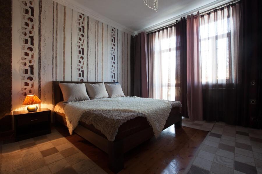 Apartments On Mustafa Ozturk Alma-Ata Buitenkant foto